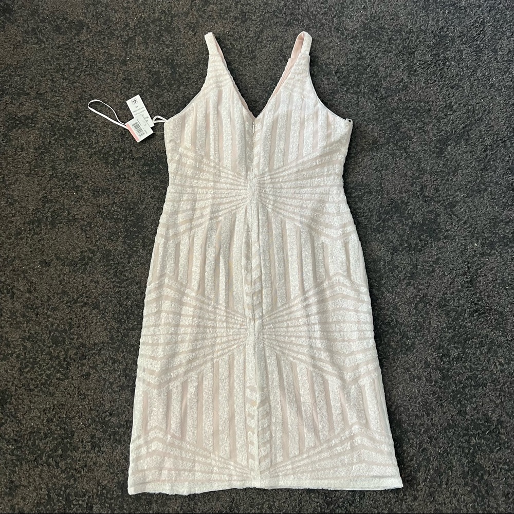 Nightway Sequin Embellished dress padded July sale - Picture 6 of 7
